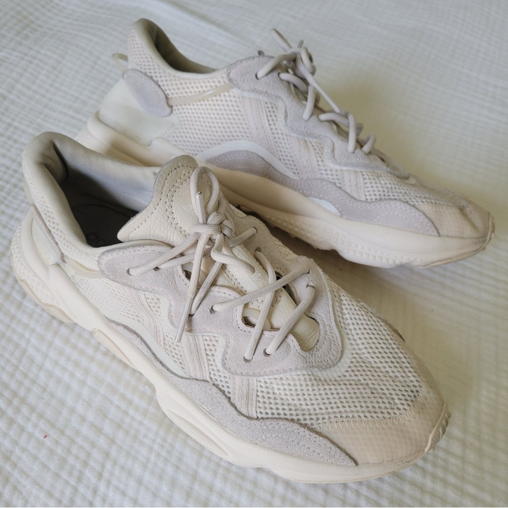 Adidas Ozweego Sz 10 Mens Beige White Cream Ahtletic Running Shoe